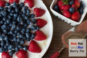 Red, White and Blue Berry Pie from Bunches O Lunches