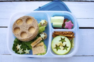 Shoestring Bento: Movie Reel from bunchesolunches.com