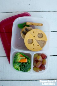 Shoestring Bento Ladybug from bunchesolunches.com