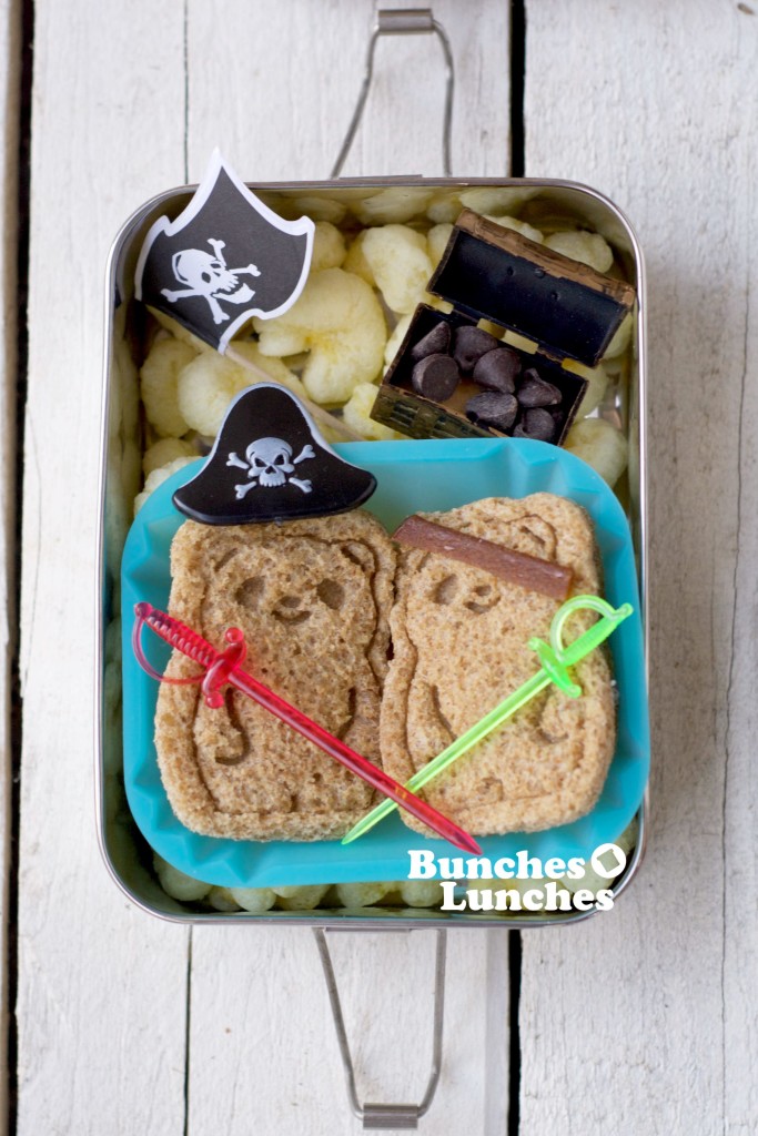 Pirate Bento Lunch for Talk Like a Pirate Day from bunchesolunches.com