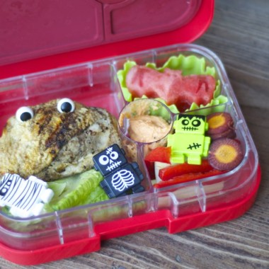 Monster Mash Bento from bunchesolunches.com